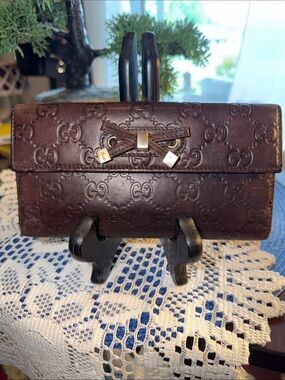 Gucci Guccissima Embossed Brown Leather Wallet